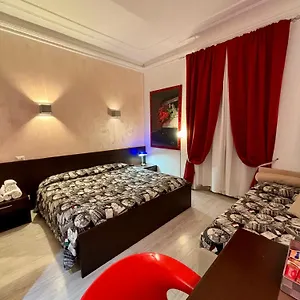 Chroma Italy - Chroma Tessera Bed and breakfast
