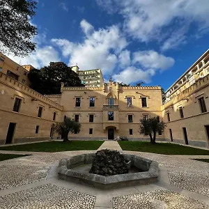https://villa-alliata-di-pietratagliata.sicilyhotelsitaly.net