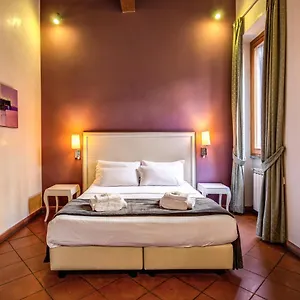 Magenta Luxury Fico Pensión