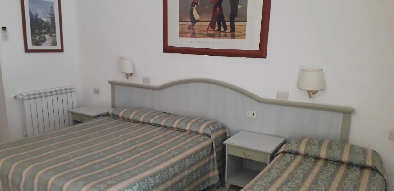 **  Gioia Guest House Rome Italy